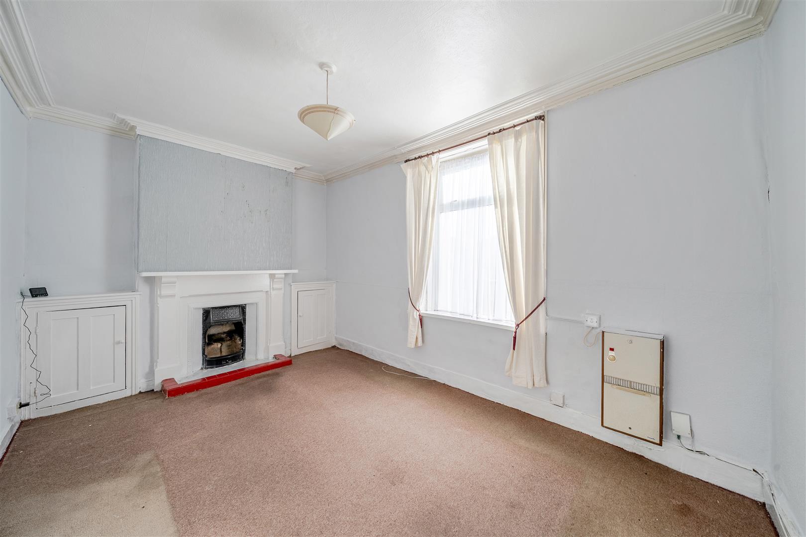 Carmarthen Road, Gendros, Swansea, SA5 8JH